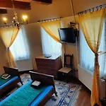 Bed and Breakfast Castle Free Wellness And Saunapark 3*