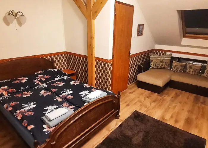 Castle Free Wellness And Saunapark Alojamento de Acomodação e Pequeno-almoço