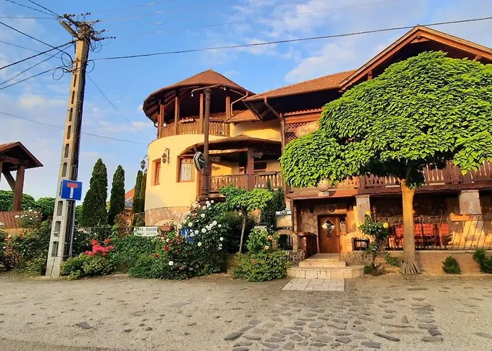 Couette-café Castle Free Wellness And Saunapark