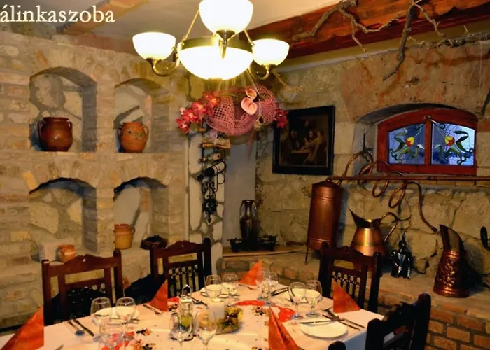 Castle Free Wellness And Saunapark 3*